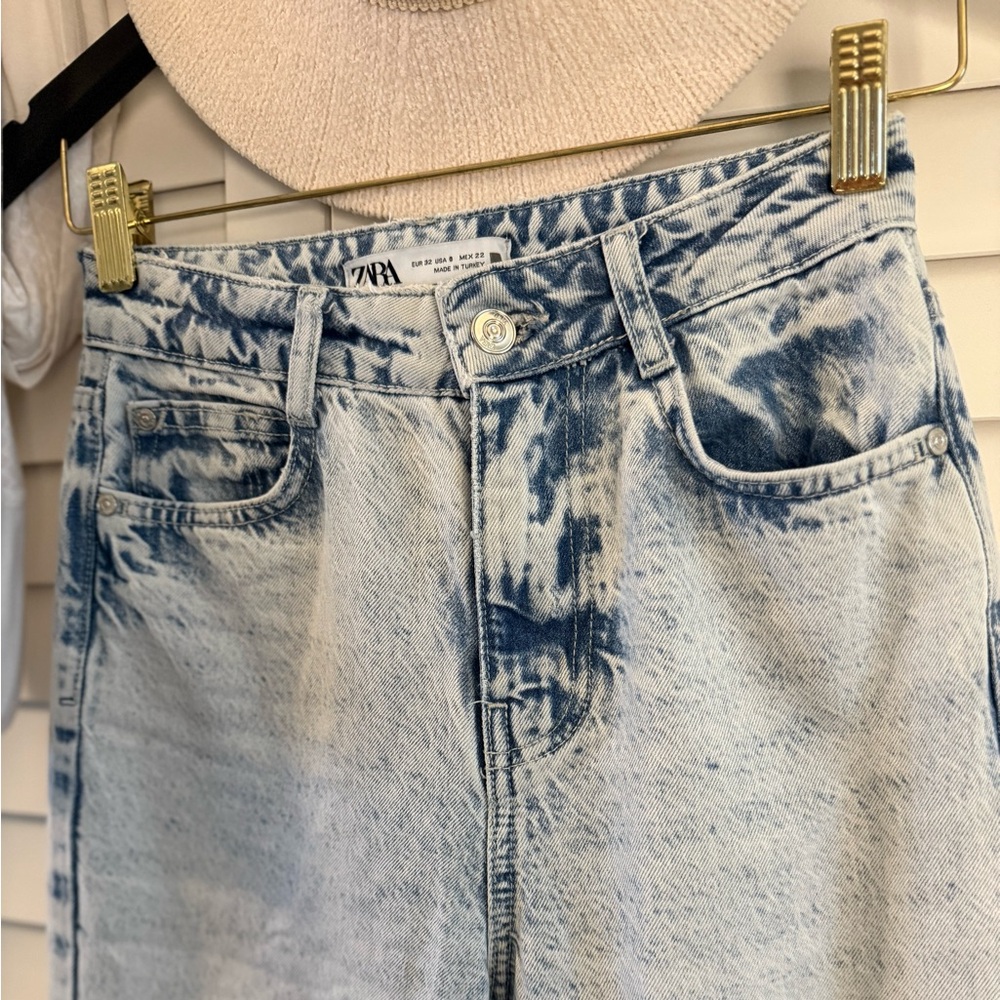 💙 Zara Women's Straight Leg Acid Wash Light Blue Jeans Size 0 - Picture 3 of 11